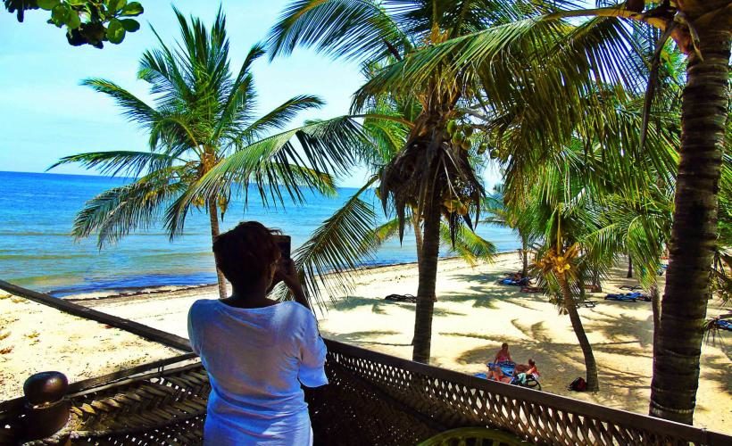 Amani_Tiwi_Beach